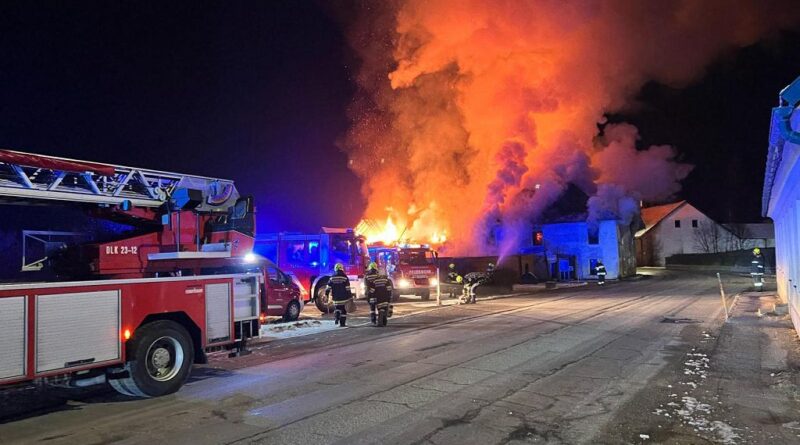 B3 Wohnhausbrand in Langegg